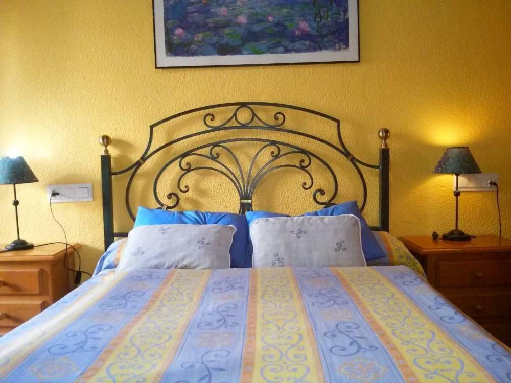 Cozy & Charming Apartment Альмуньекар Экстерьер фото